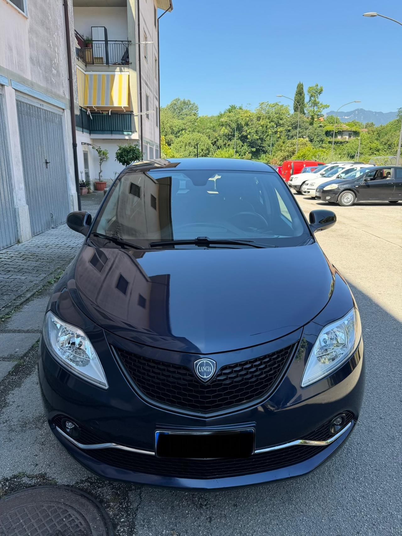 Lancia Ypsilon 1.2 69 CV 5 porte GPL Ecochic Elefantino Blu