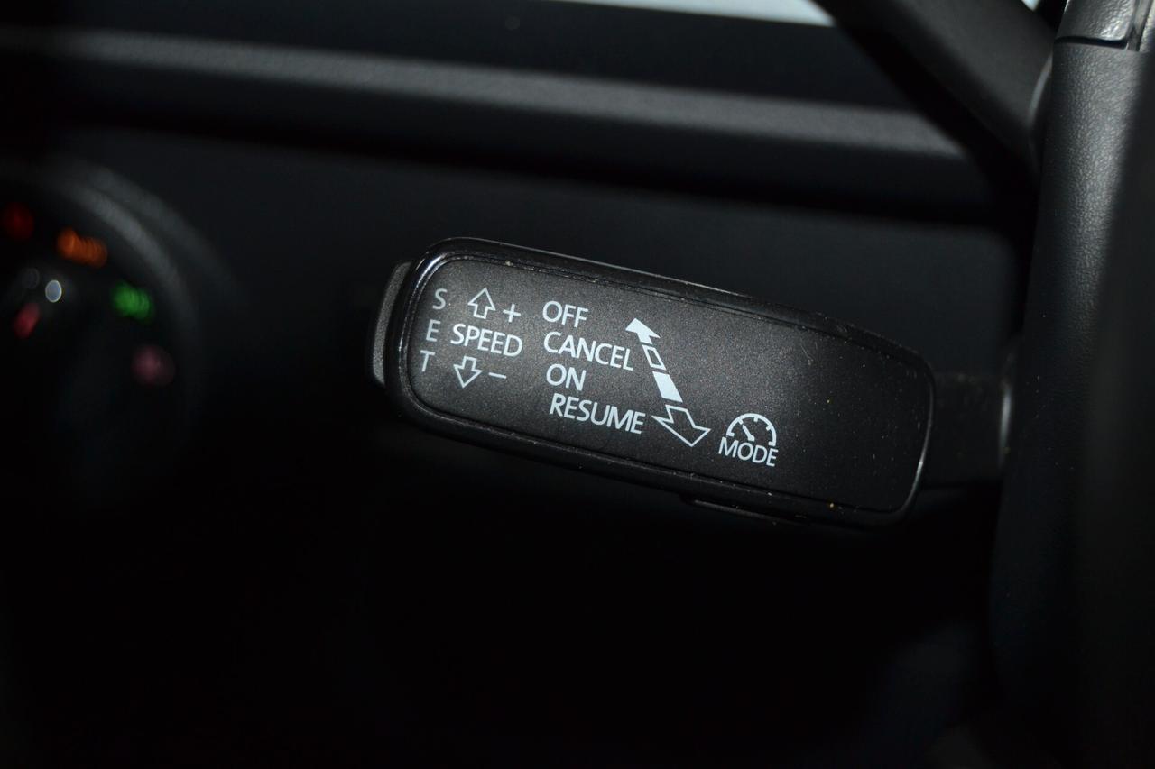 Seat Ateca 1.0 TSI STYLE Xenon/Navi/UniPro/CRUISE