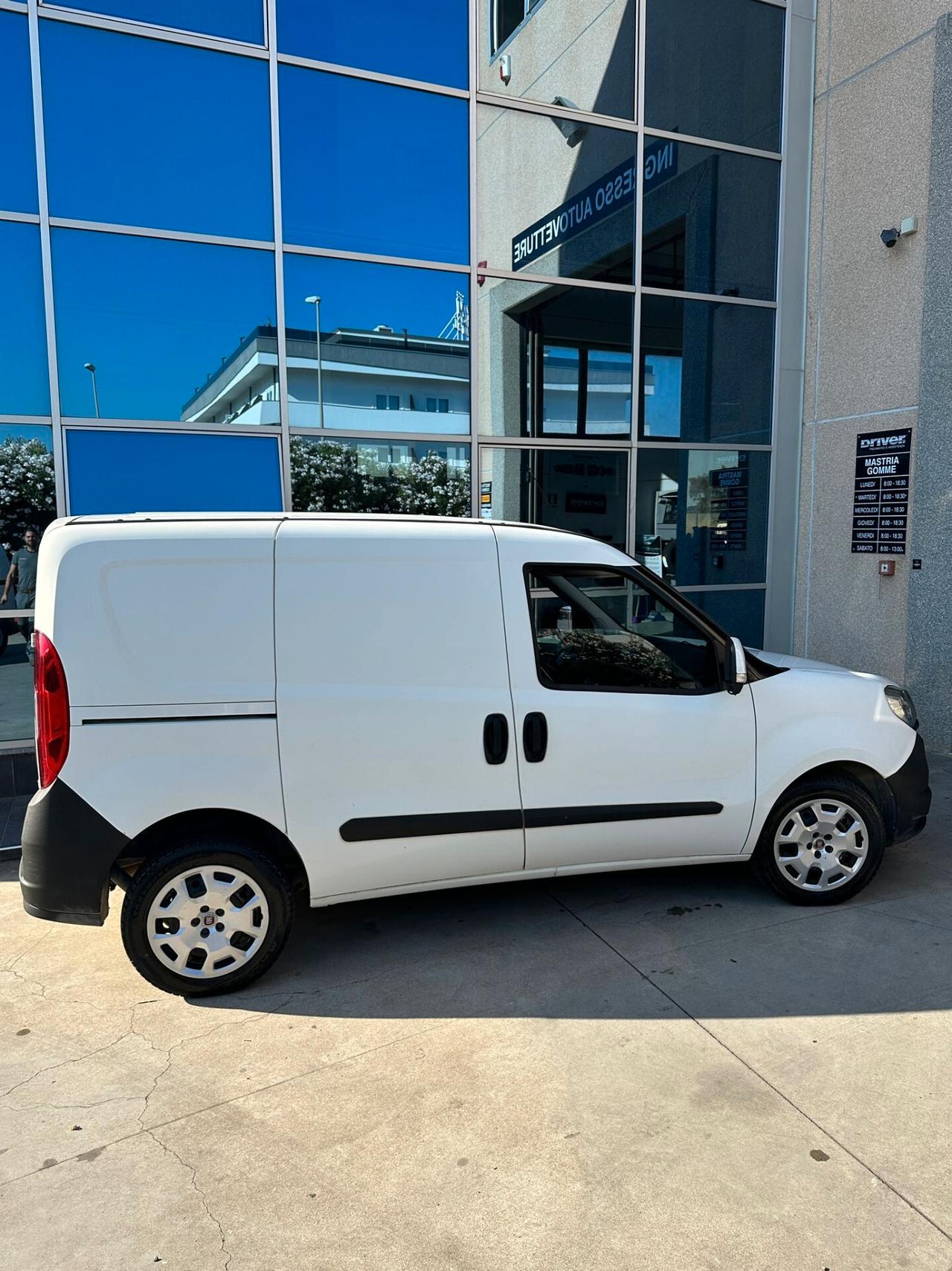 Fiat Doblo Doblò 1.4 T-Jet Natural Power PL-TN Cargo Maxi Lamierato SX