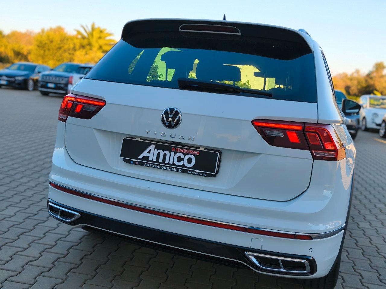 Volkswagen Tiguan 2.0 TDI DSG R-Line Luci Ambient/Retrocamera