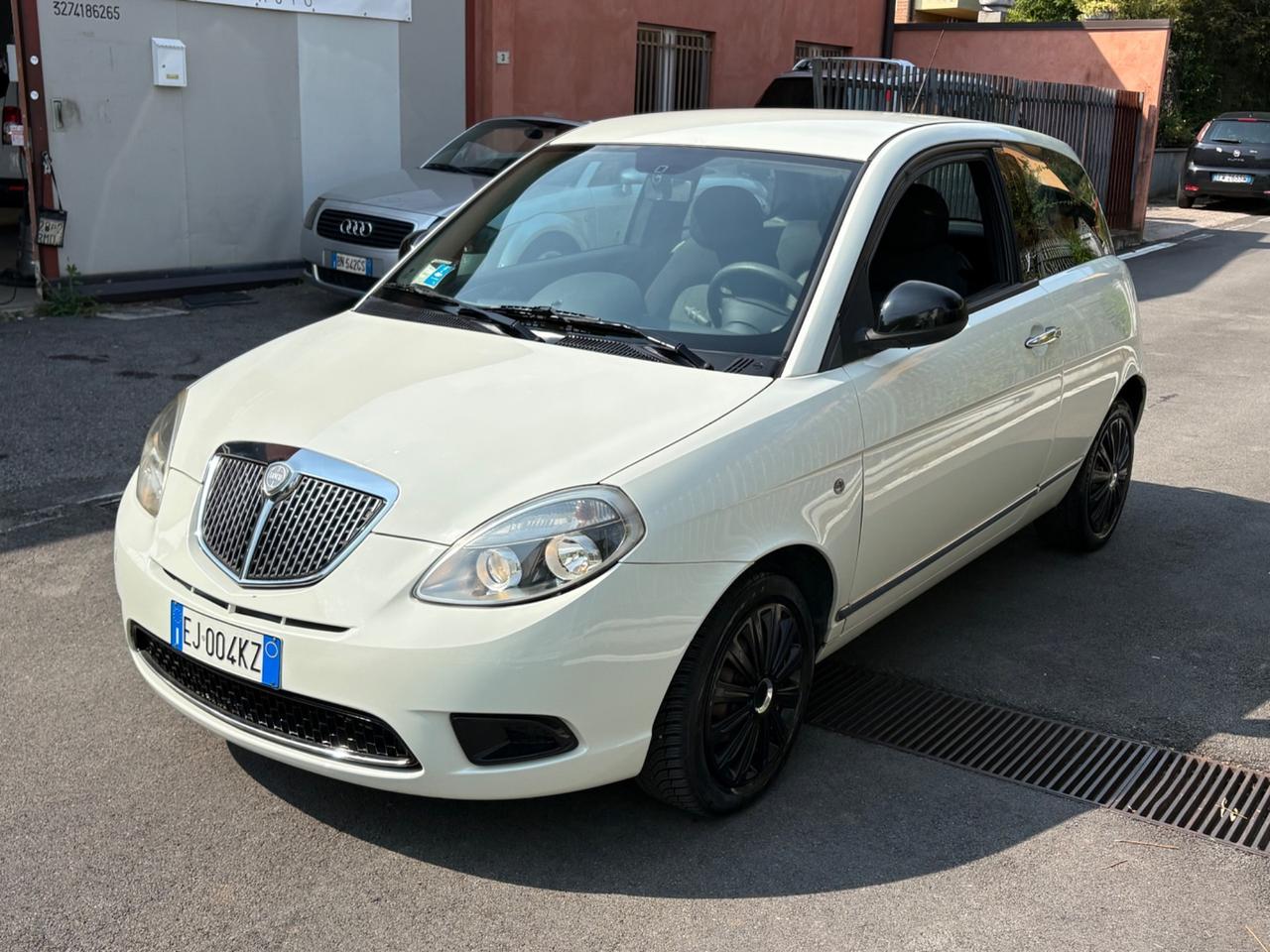 Lancia Ypsilon 1.2 69 CV Platinum NEOPATENTATI