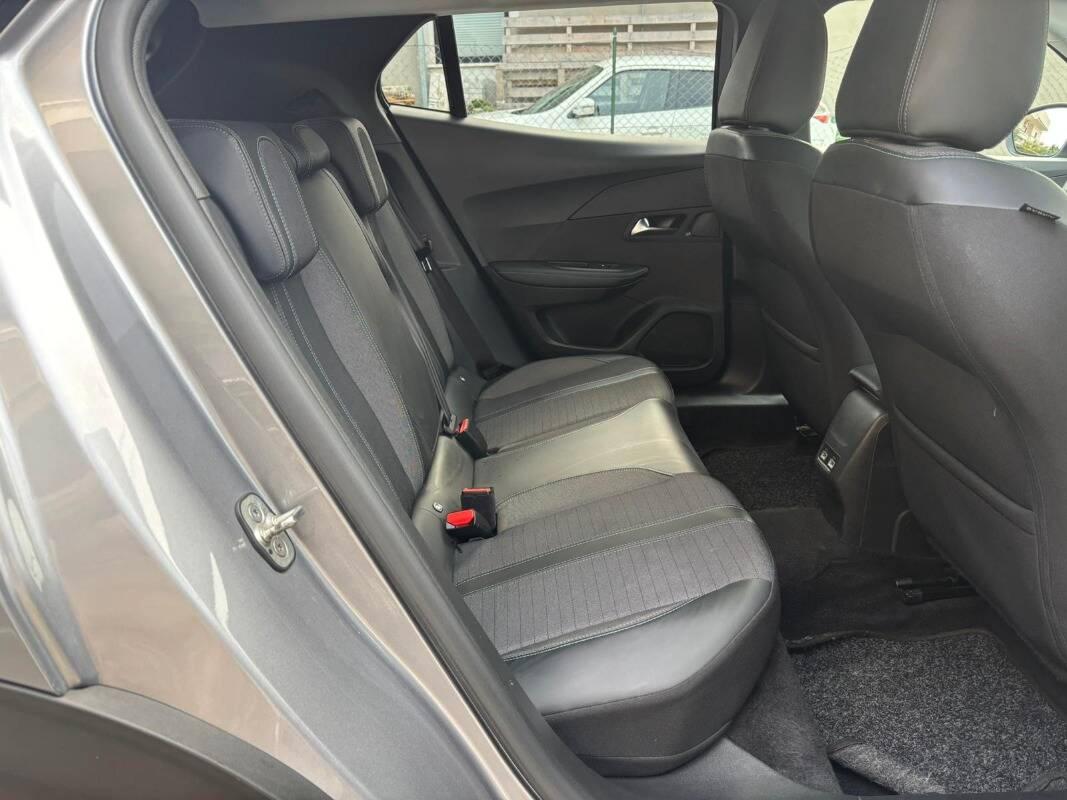 Peugeot e-2008 E- Allure Pack 100kW