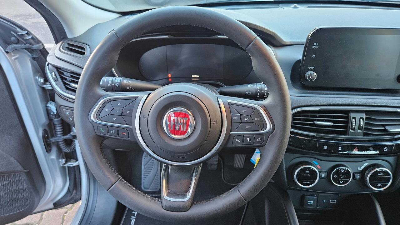Fiat Tipo 5p 1.3 mjt Business CRUISE ADAT-NAVY-CAMERA