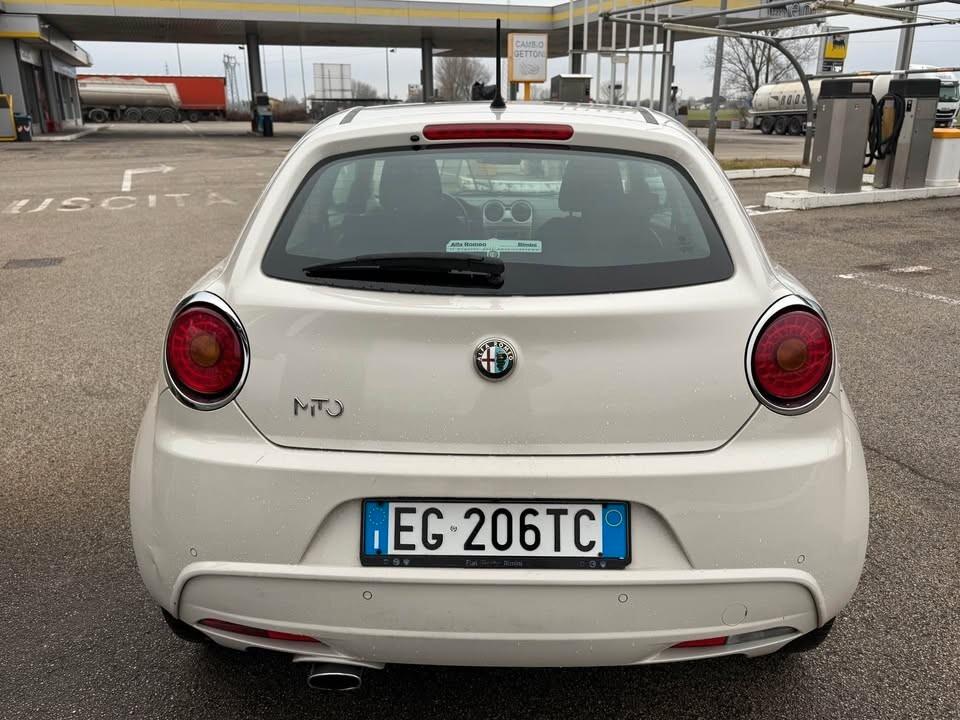 Alfa Romeo MiTo 1.3 JTDm-2 95 CV S&S Distinctive