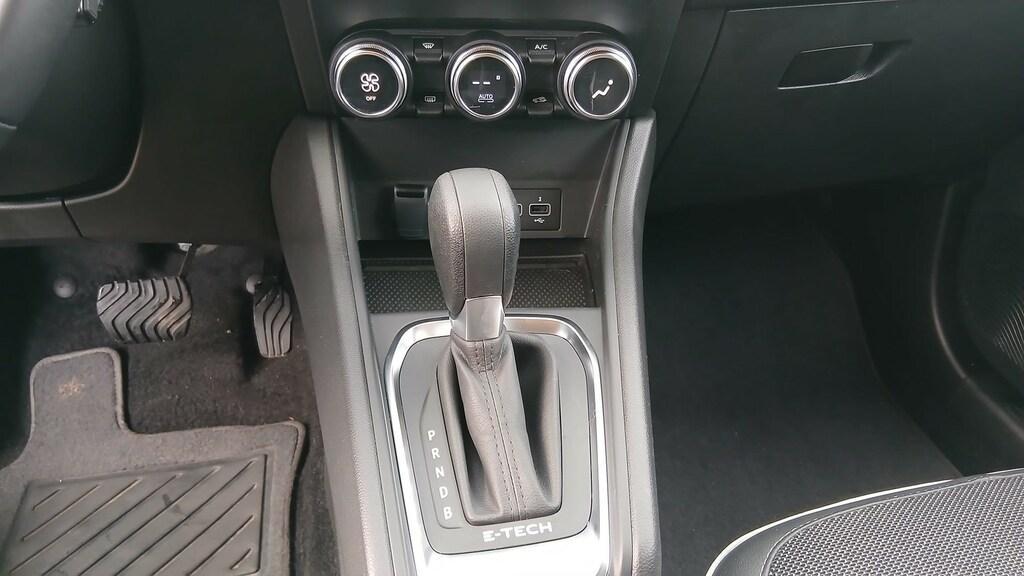 Renault Captur 1.6 Hybrid Techno E-Tech Auto