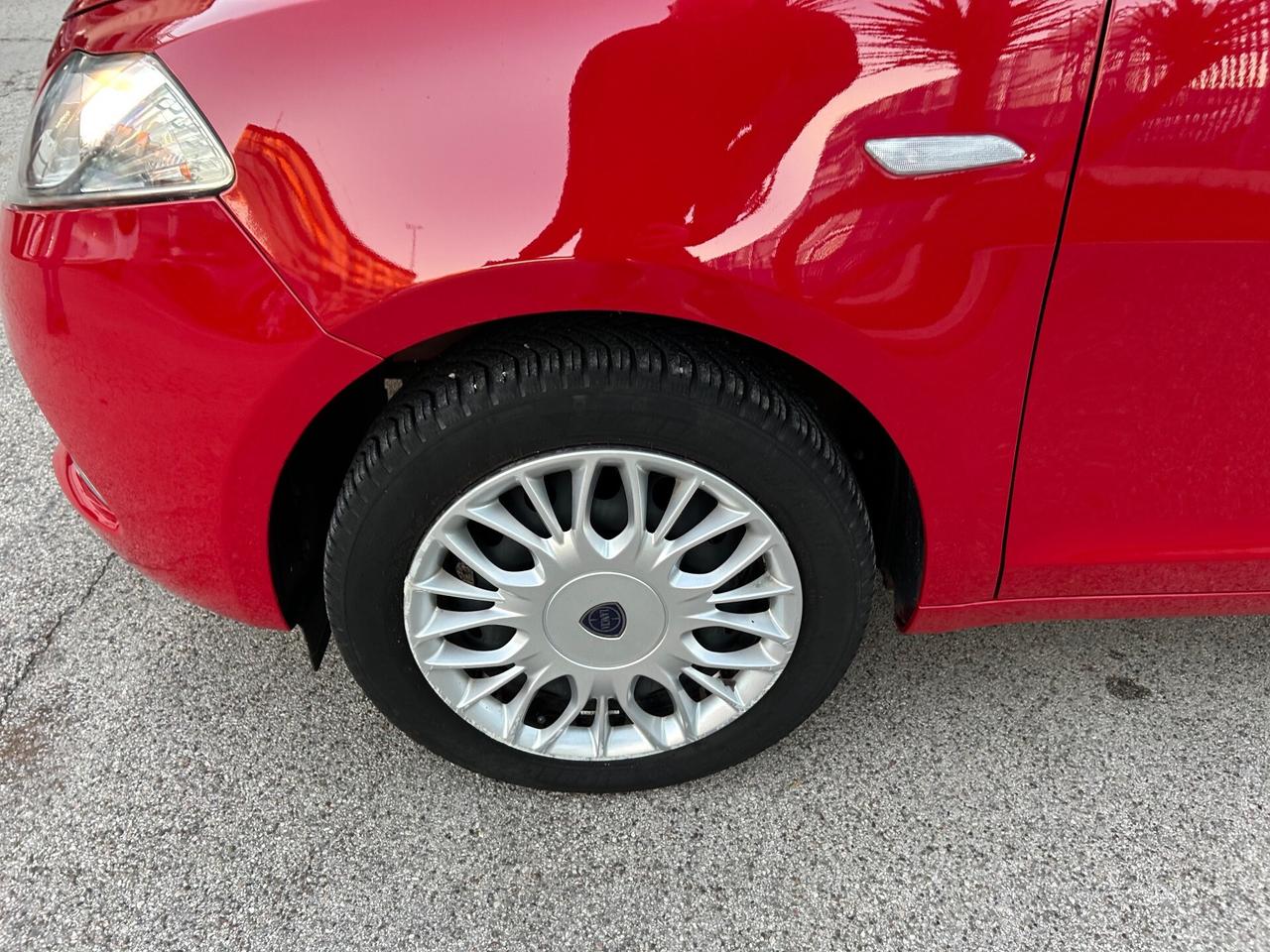 Lancia Ypsilon 1.2 benzina 69 cv 2016 54.000 km