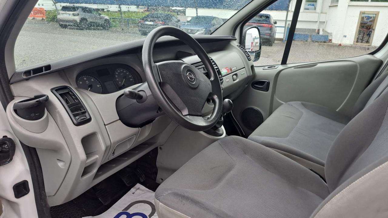 Opel Vivaro tetto super alto