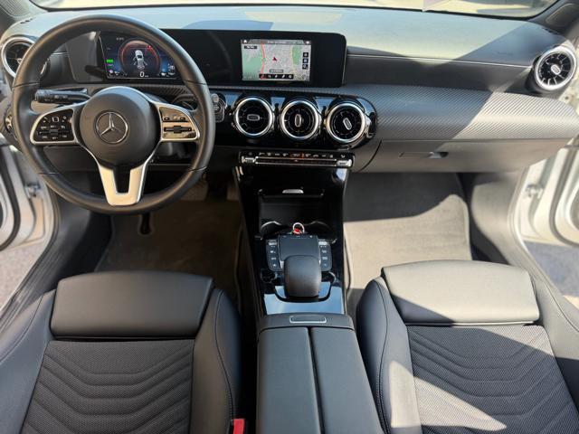 MERCEDES-BENZ A 250 e Automatic EQ-Power Business Extra