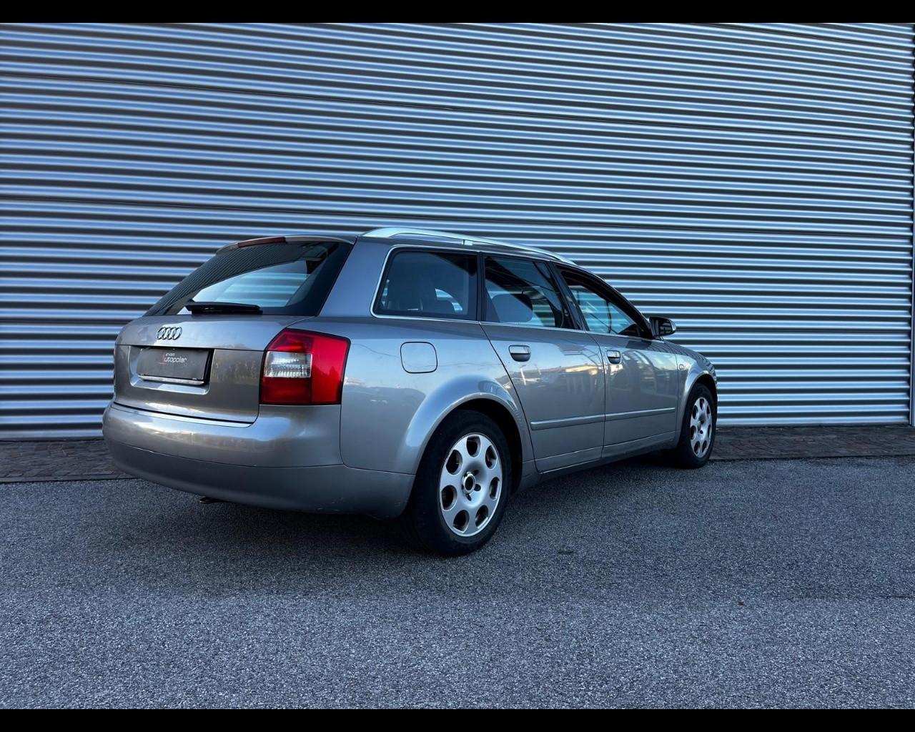 AUDI A4 AVANT 1.9TDI 130CV