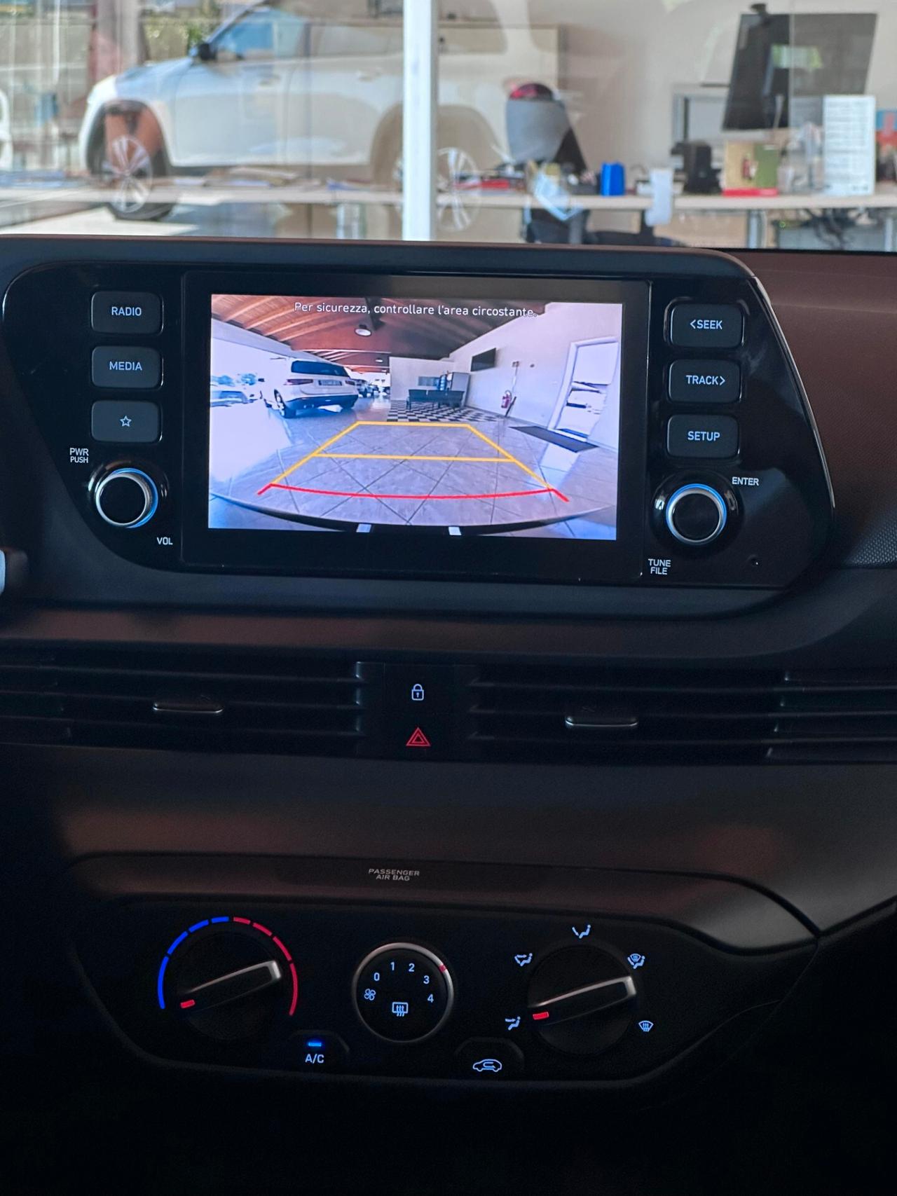 HYUNDAI I20 1.2 MPI CONNECTLINE *UniProprietario *2023