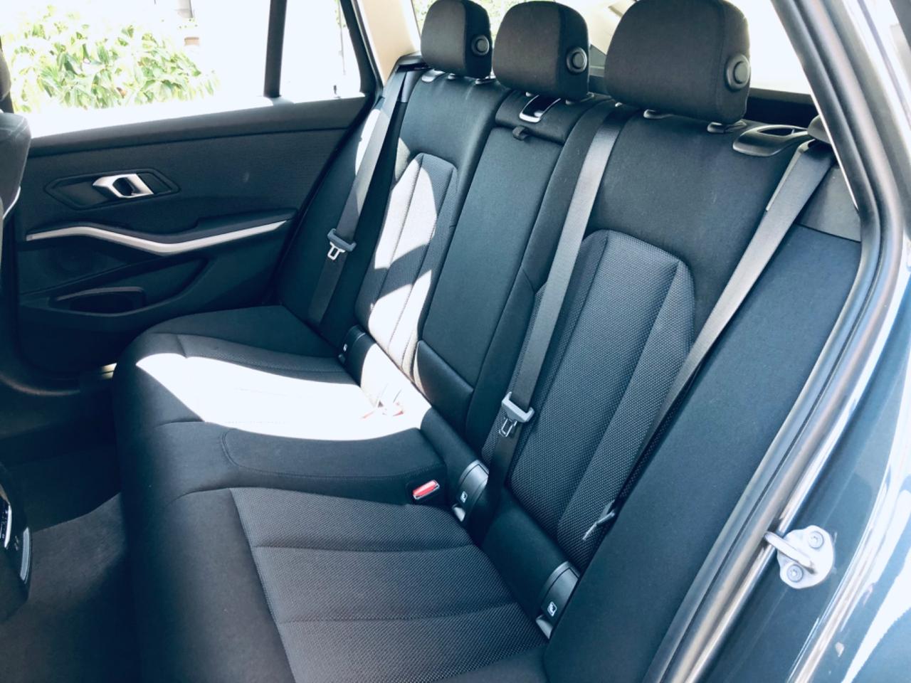 Bmw 318 d hybrid 48V Touring Lounge Business