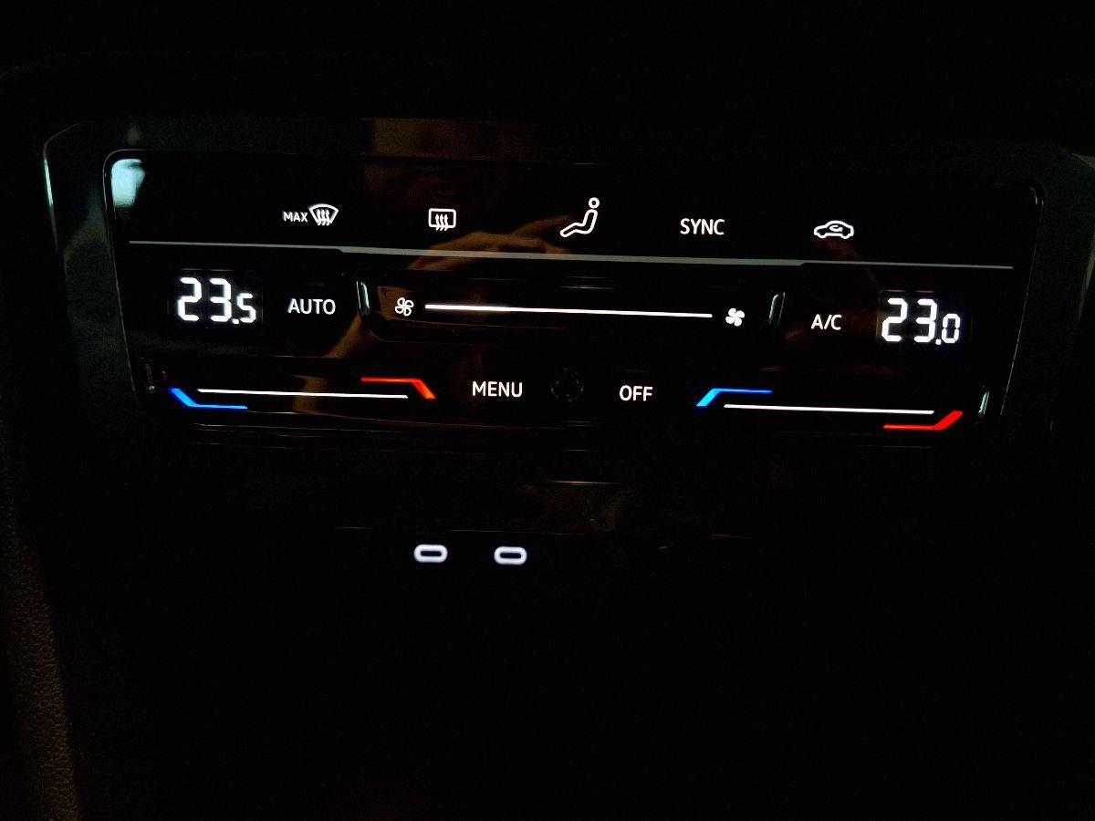 VOLKSWAGEN Tiguan 2.0 TDI DSG - VIRTUAL COCKPIT - APPLE - MATRIX - GAR.24 MESI