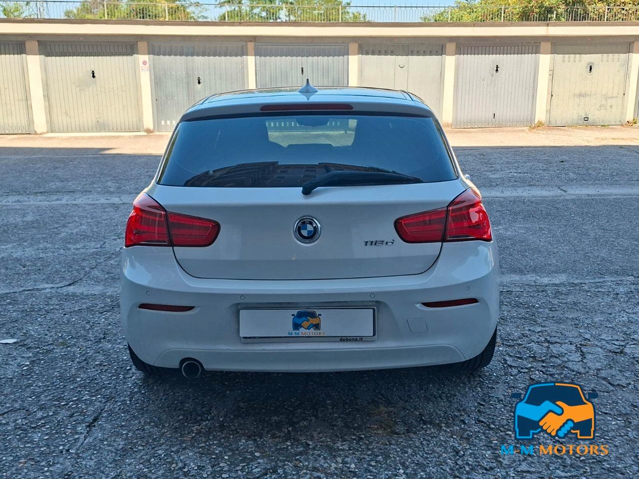 BMW 118 d Advantage 5p auto