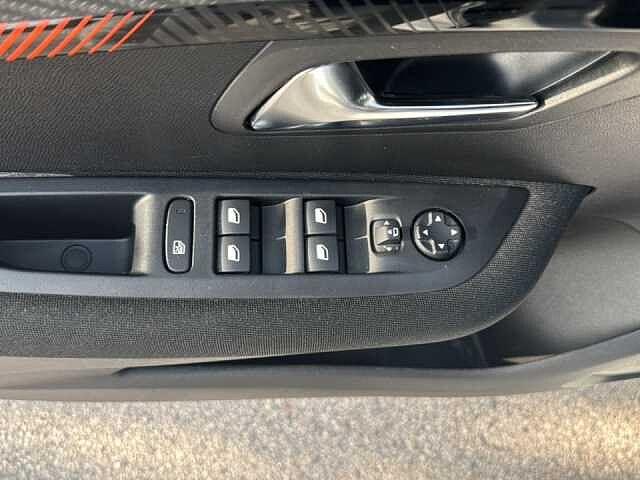 Peugeot 208 PureTech 100 Stop&Start 5 porte Active Pack