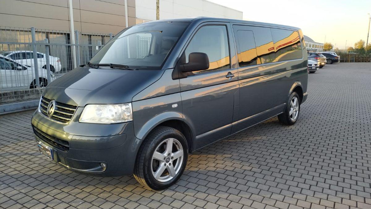 VOLKSWAGEN - Caravelle 2.5 TDI 9 POSTI 174 CV FULL