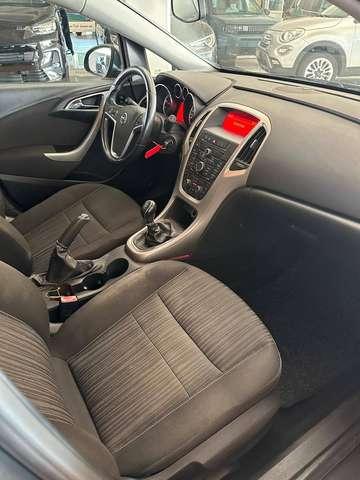Opel Astra Sports Tourer (Sw) 1.7 cdti 110cv