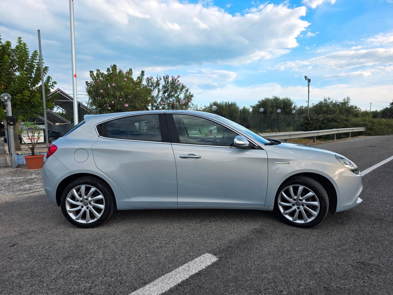 Alfa Romeo Giulietta 1.6 JTDm-2 105 CV Exclusive