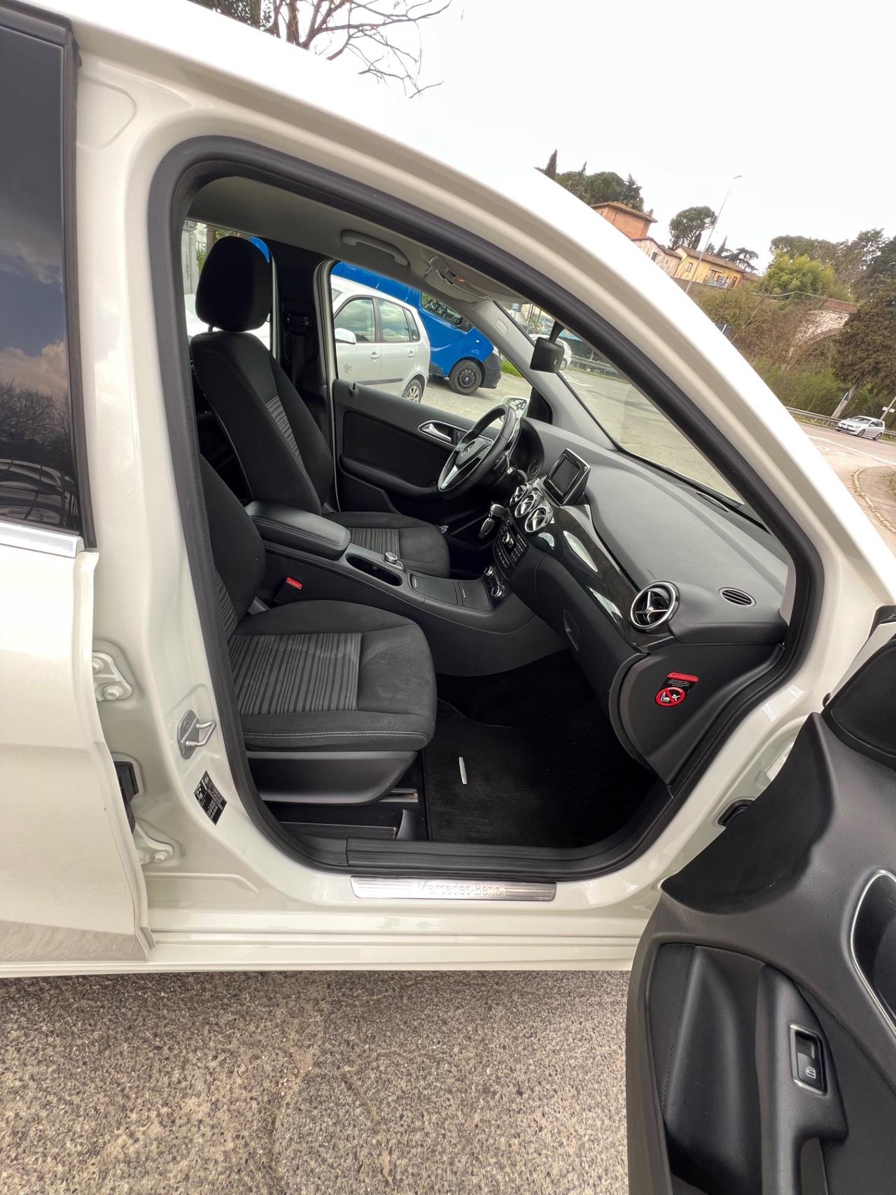 Mercedes-benz B 180 CDI Automatic Premium