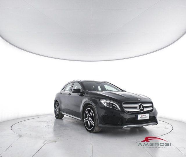 MERCEDES-BENZ GLA 220 CDI 4MATIC 220 CDI Automatic 4Matic Premium - PER