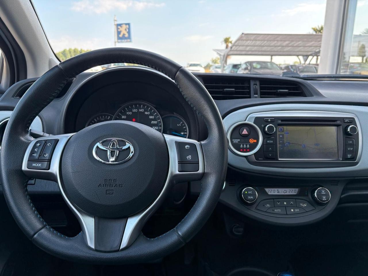 Toyota Yaris STYLE 1.5 Hybrid 5 porte UNICO PR.
