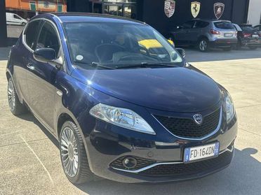 Lancia Ypsilon Ypsilon 1.3 mjt Gold s 95CV MANUALE X NEOPAT.
