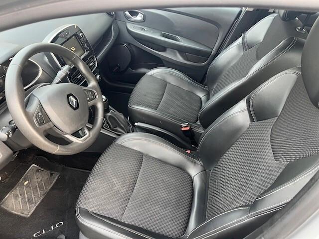 Renault Clio TCe 12V 90 CV GPL 5 porte Moschino Intens