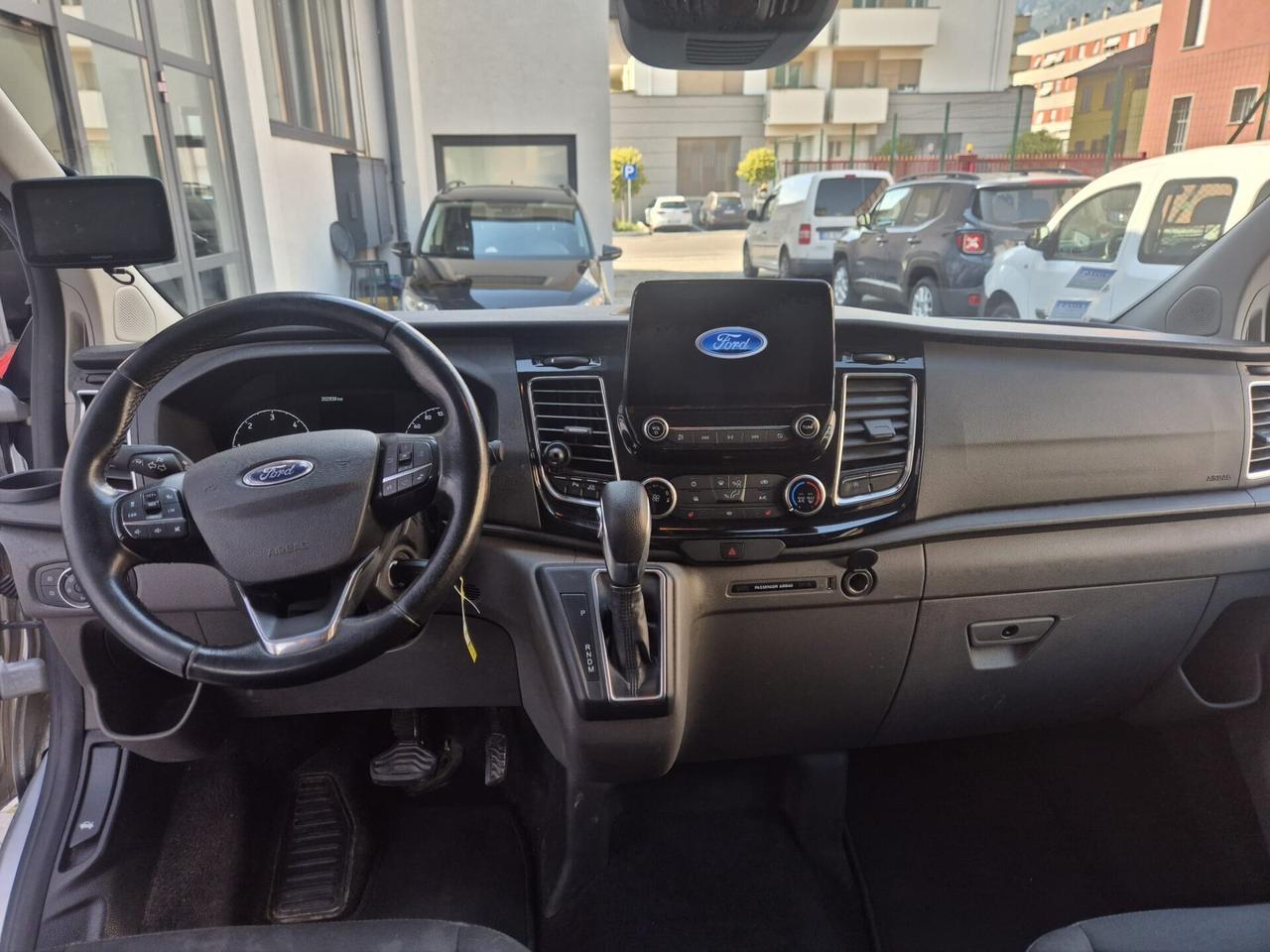 Ford Transit Custom 300 2.0 EcoBlue 130 aut. PC - 6 POSTI - GANCIO TRAINO