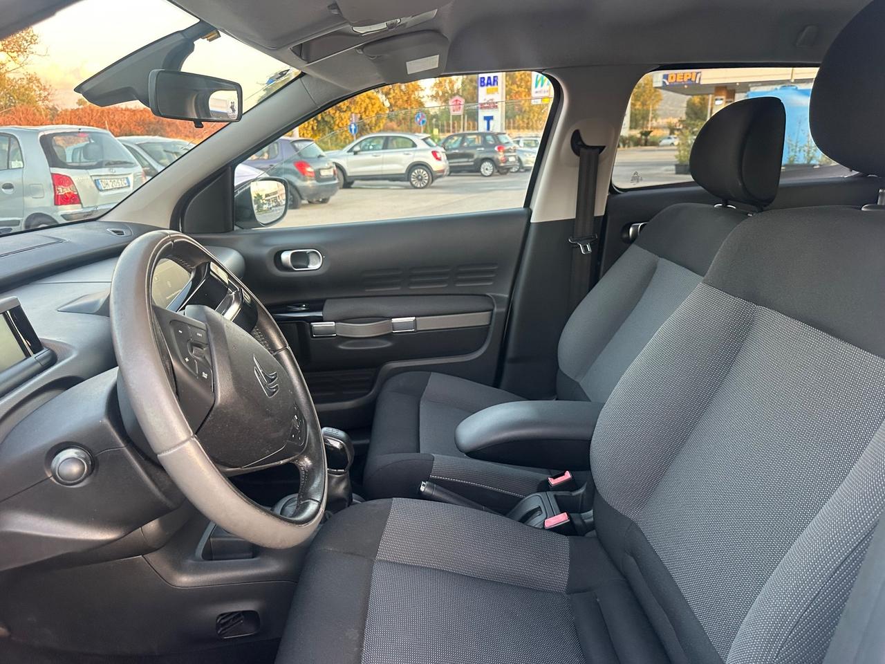 Citroen C4 Cactus BlueHDi 100 Shine