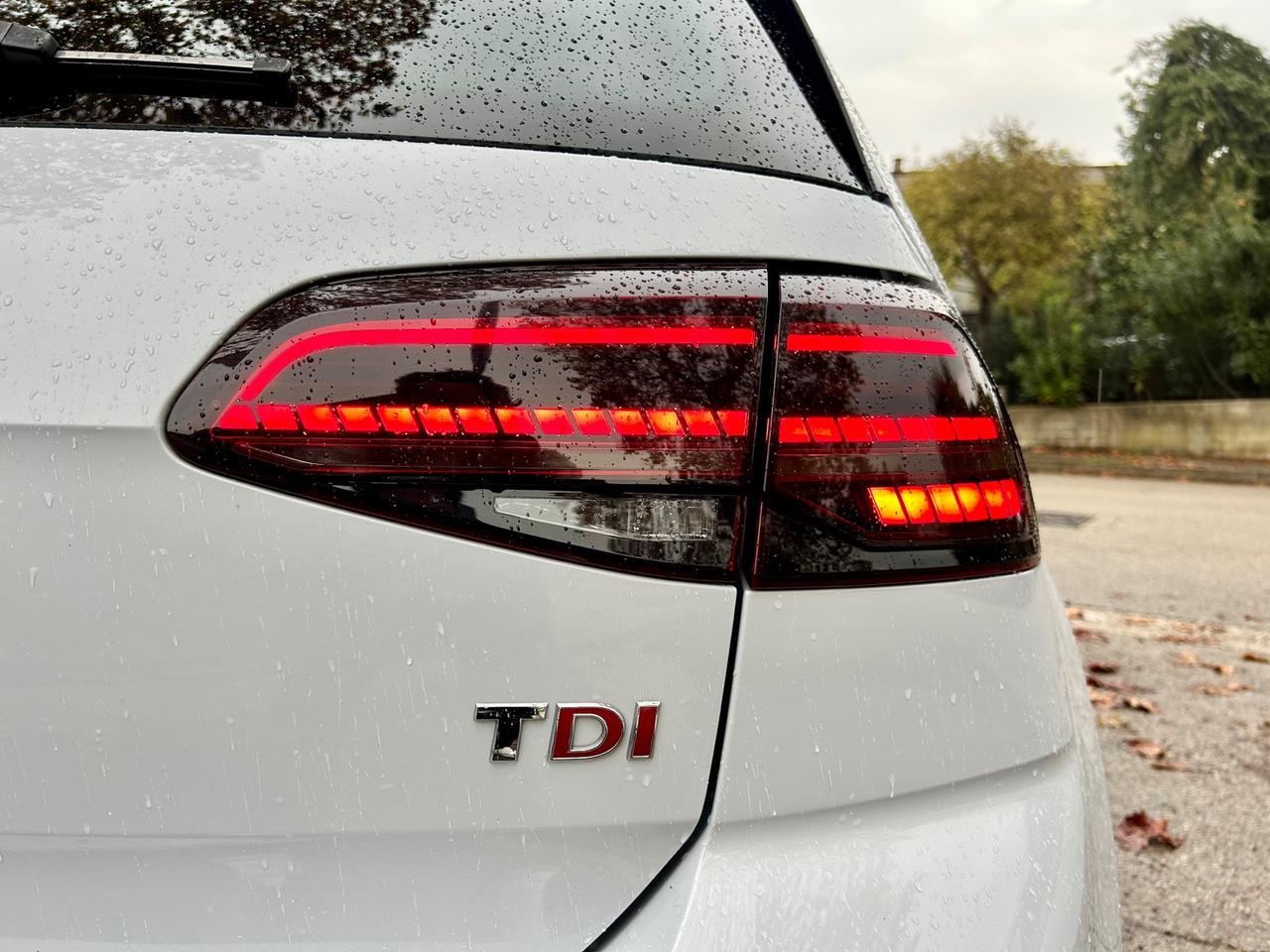 Volkswagen Golf 1.6 TDI 115 CV 5p. Highline BlueMotion Technology - Pack Rline