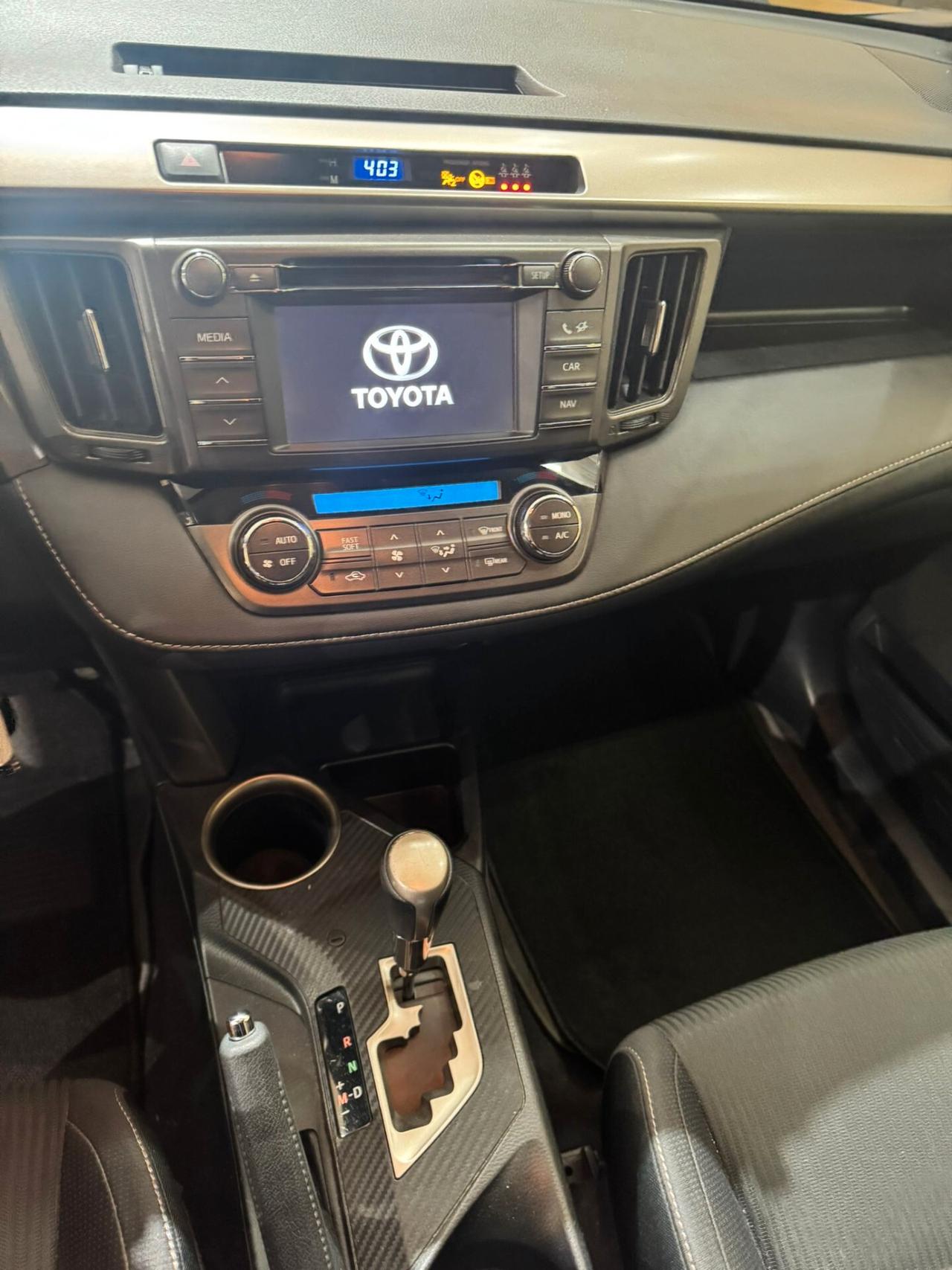 Toyota RAV 4 RAV4 2.0 D-4D 4WD Lounge