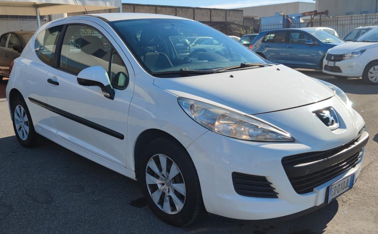 Peugeot 207 1.4 HDi 70CV 3p. - AUTOCARRO 2 POSTI -