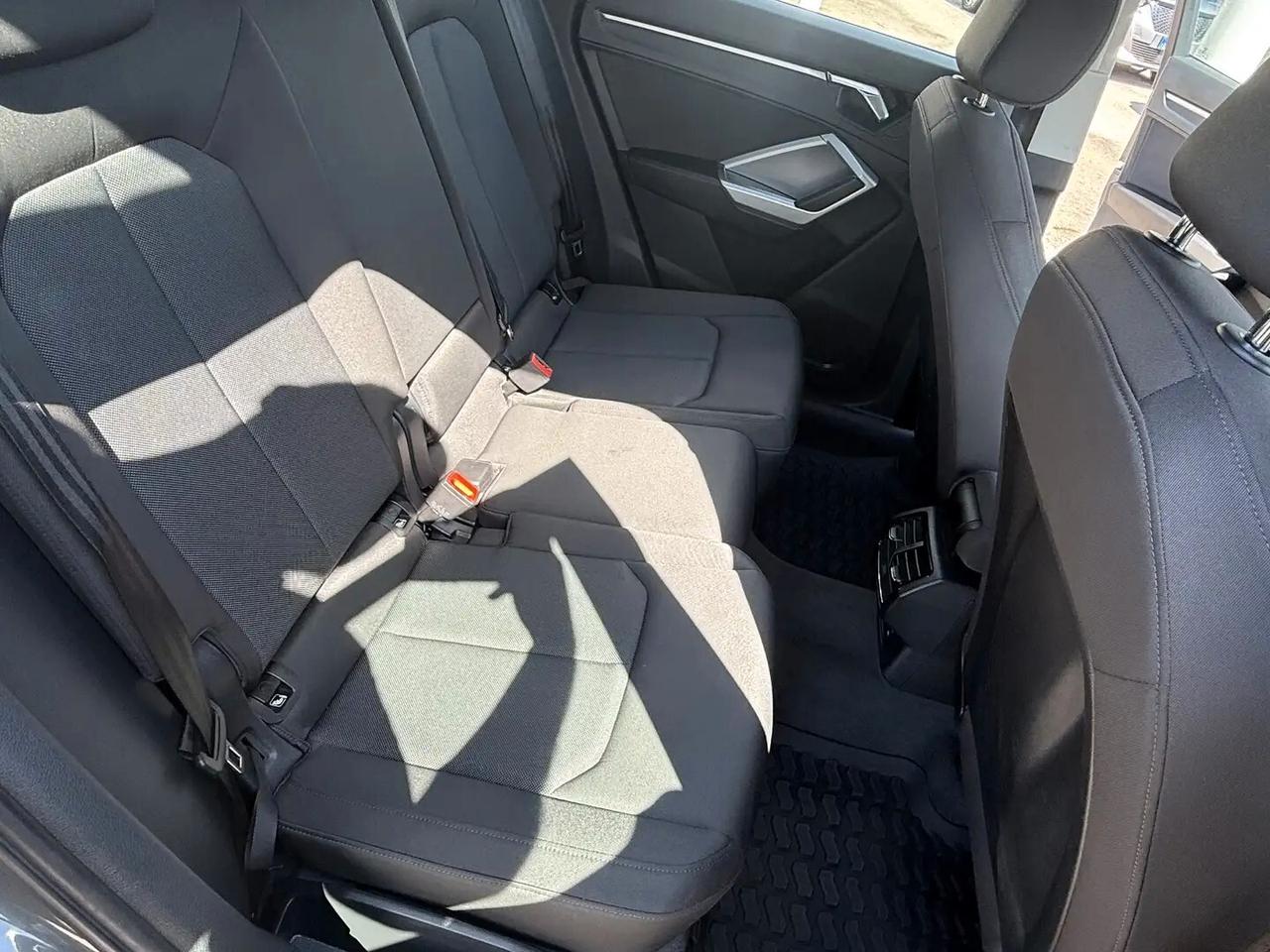 Audi Q3 35 TDI quattro S line edition