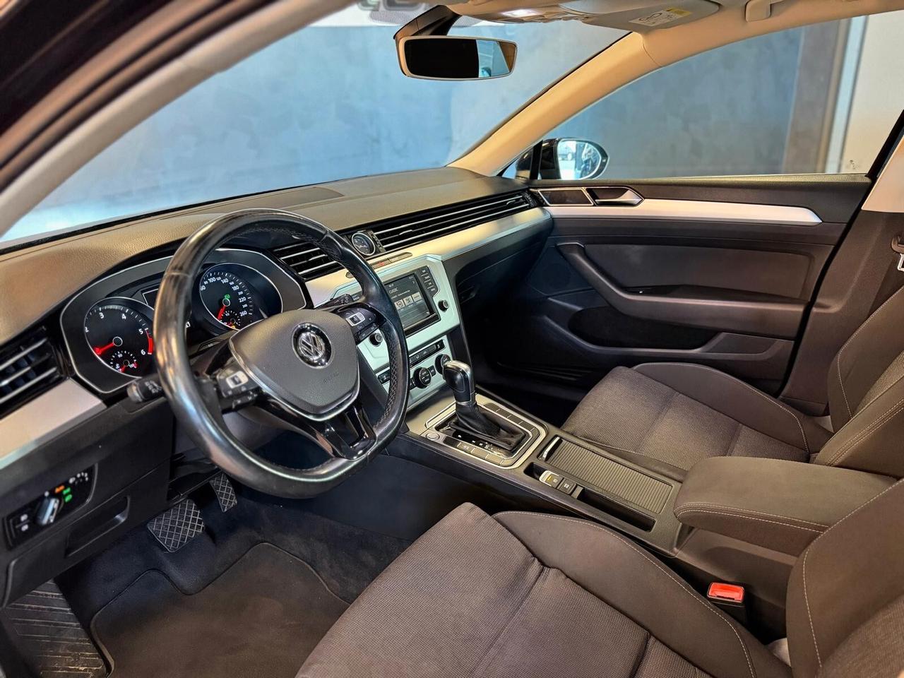 Volkswagen Passat 2.0 TDI DSG Comfortline BlueMotion Technology