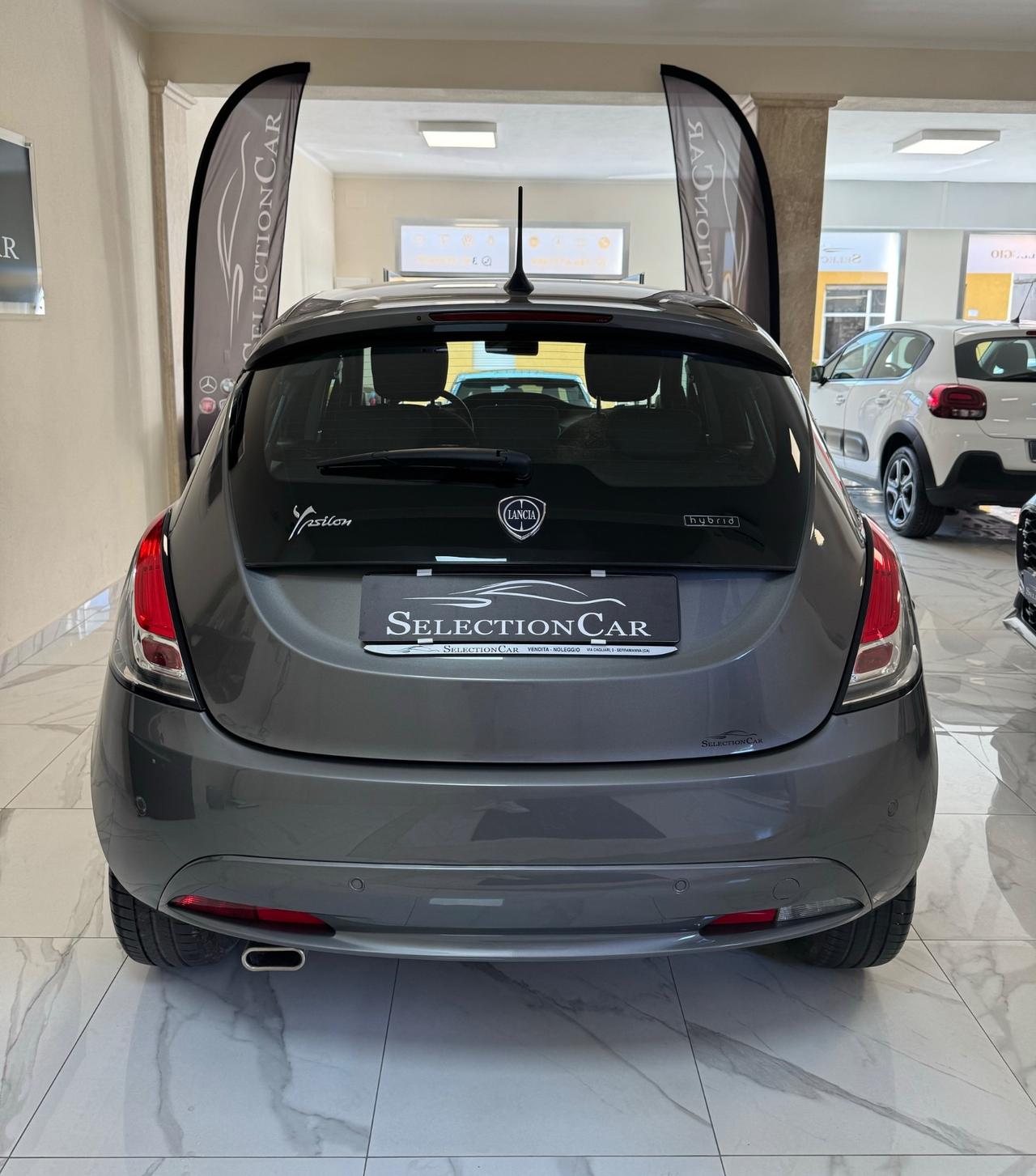 Lancia Ypsilon 1.0 FireFly 5 porte S&S Hybrid Ecochic Gold