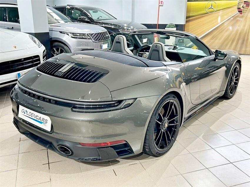 Porsche 911 Carrera 2 GTS Cabriolet