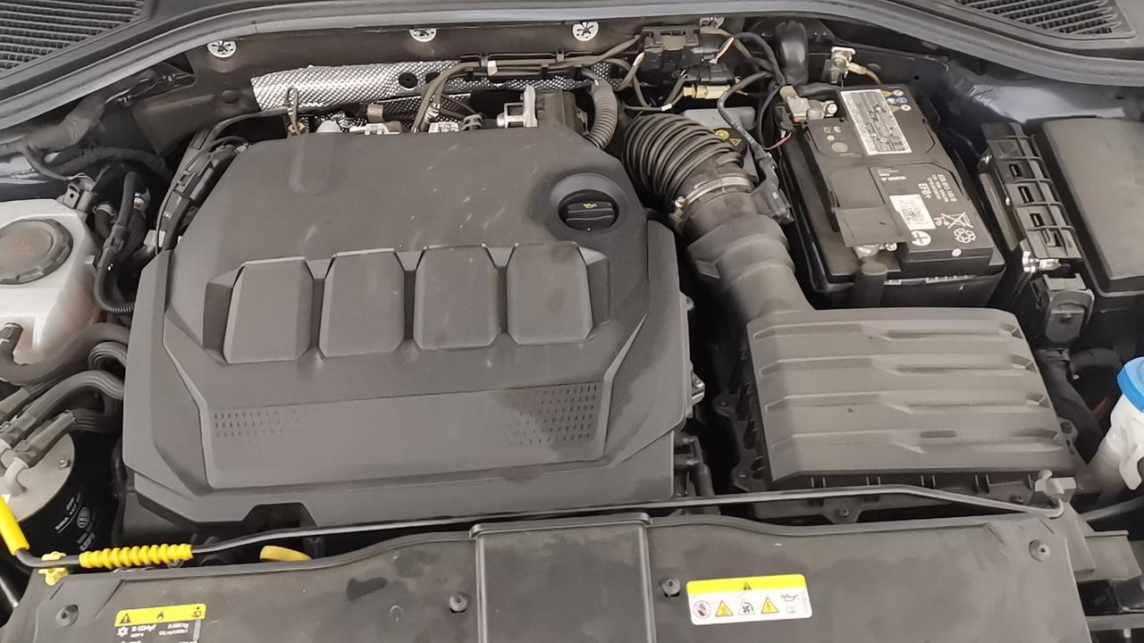 VOLKSWAGEN T-Roc 2017 - T-Roc 2.0 tdi Advanced 150cv dsg