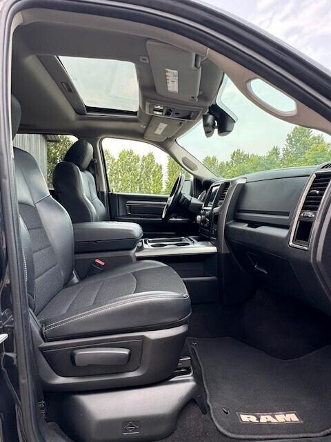 DODGE RAM 1500 SPORT RT CREW CAB 4x4 5.7L V8