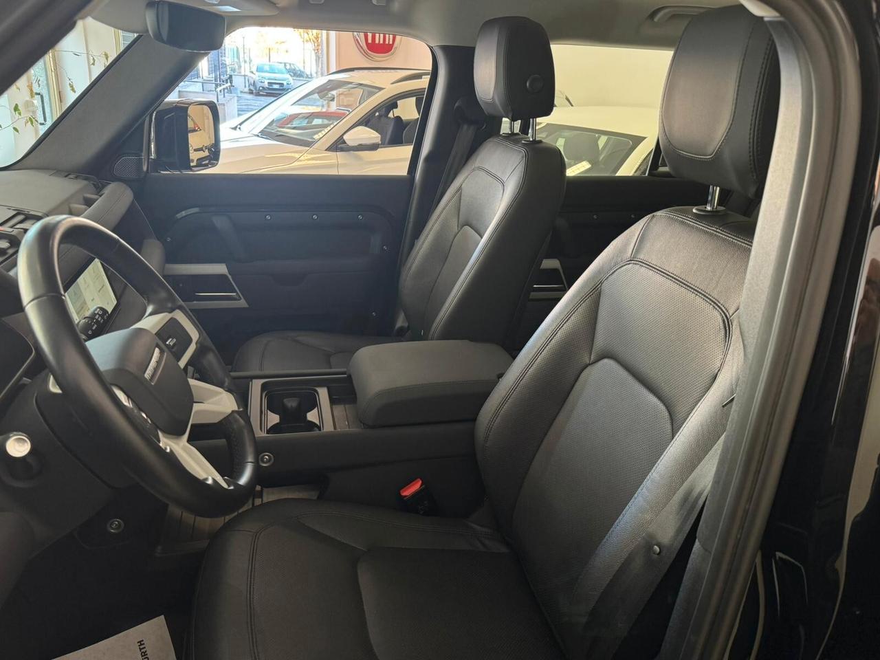 Land Rover Defender 110 3.0D I6 200 CV AWD Auto SE