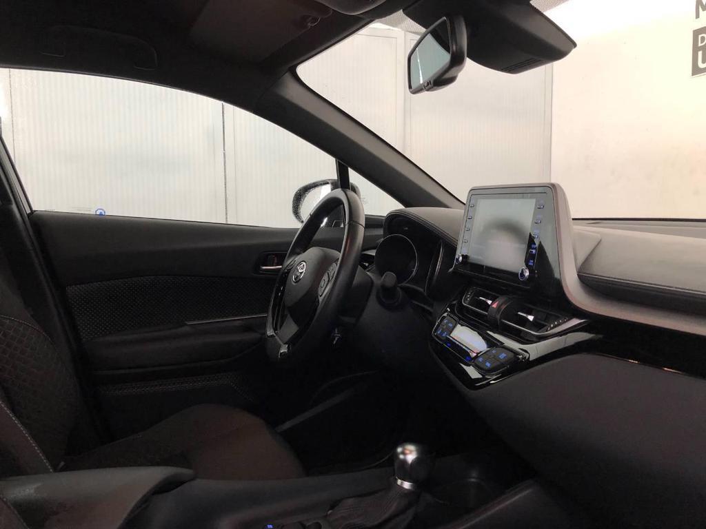 Toyota C-HR 1.8 Hybrid Active E-CVT