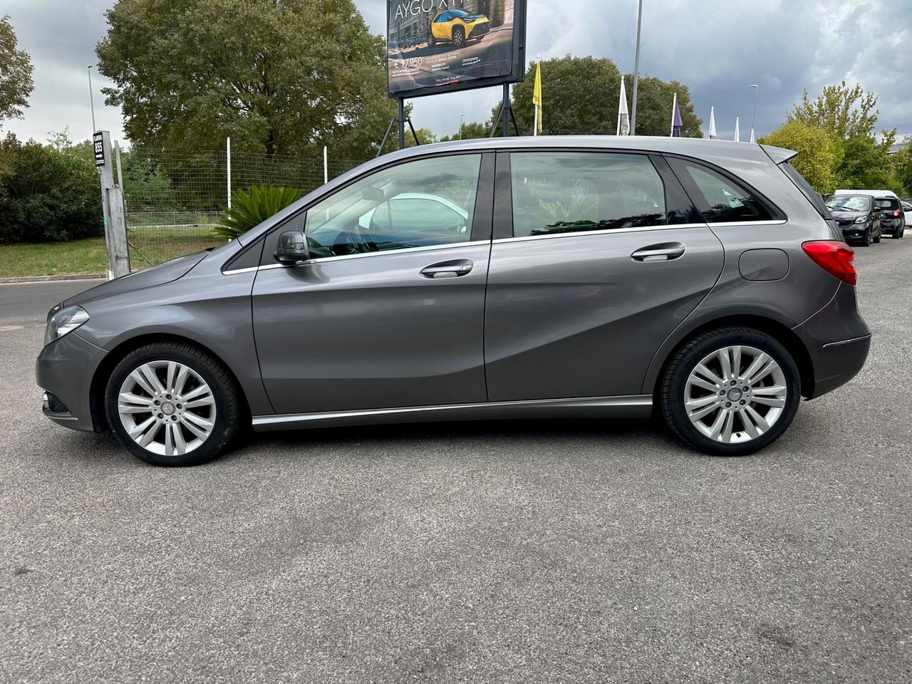 Mercedes-benz B 180 CDI Automatic Pelle Navigazione 101600 Km GARANZIA E PERMUTE