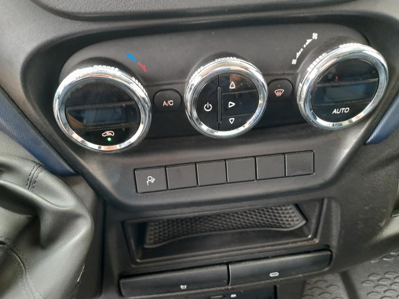 Iveco Daily 35S14A8V 2.3 HPT PM-SL-TM Furgone Hi-Matic