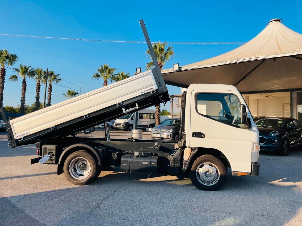 Mitsubishi Canter FUSO 35 CON RIBALTABILE TRILATERALE NUOVO PATENTE B EURO 6