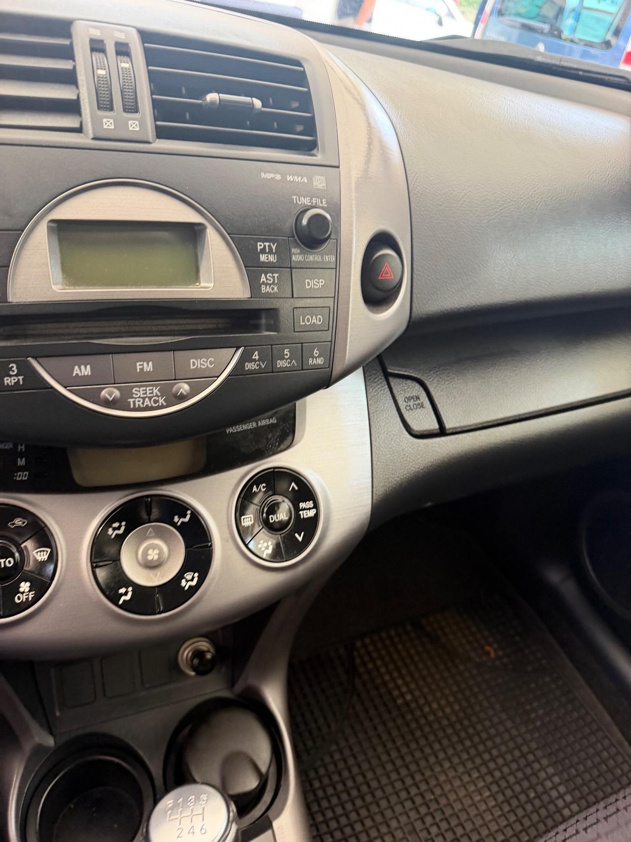 Toyota RAV 4 RAV4 2.2 D-4D 136 CV Luxury
