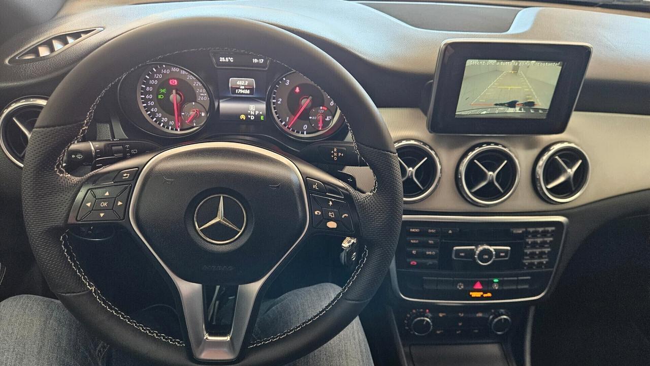 Mercedes-benz GLA 200 d Premium