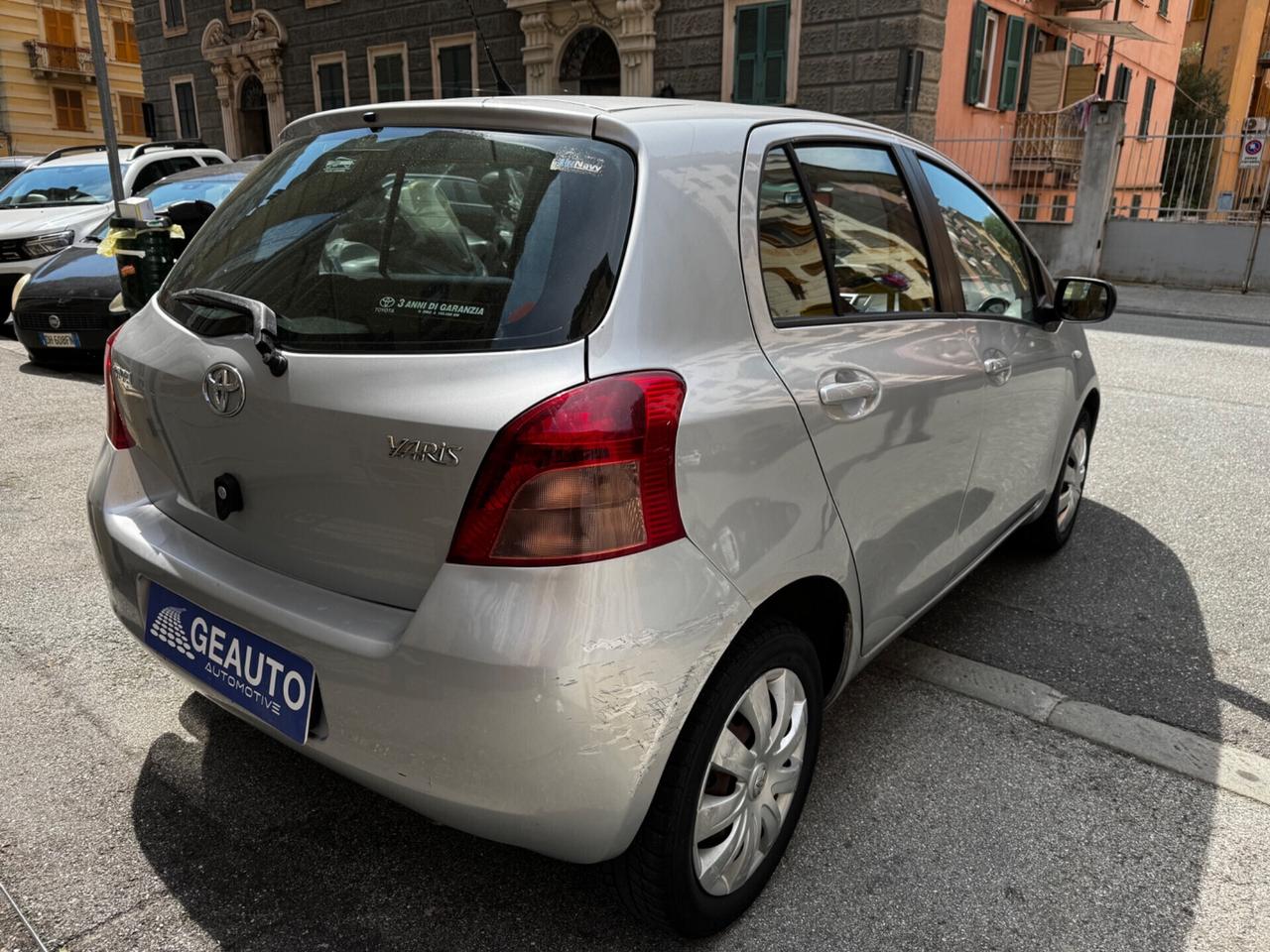 Toyota Yaris 1.3 5 porte Sol