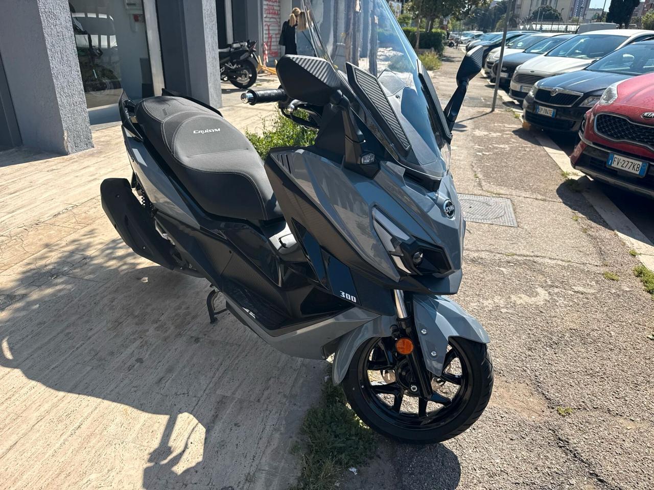 SYM Cruisym 300 SCOOTER
