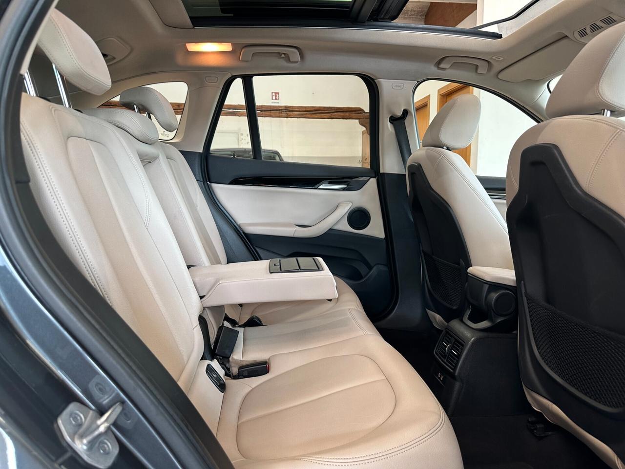 BMW X1 18D ADVANTAGE SDRIVE AUTO *TETTO*LED*PELLE*