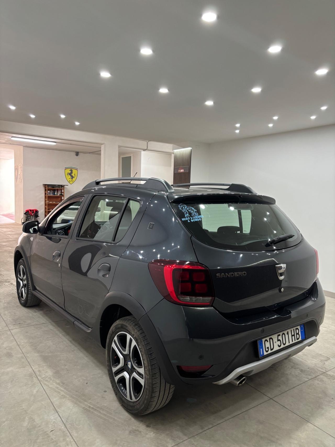 Dacia Sandero Stepway 1.0 TCe 100CV ECO-G 15th Anniversary