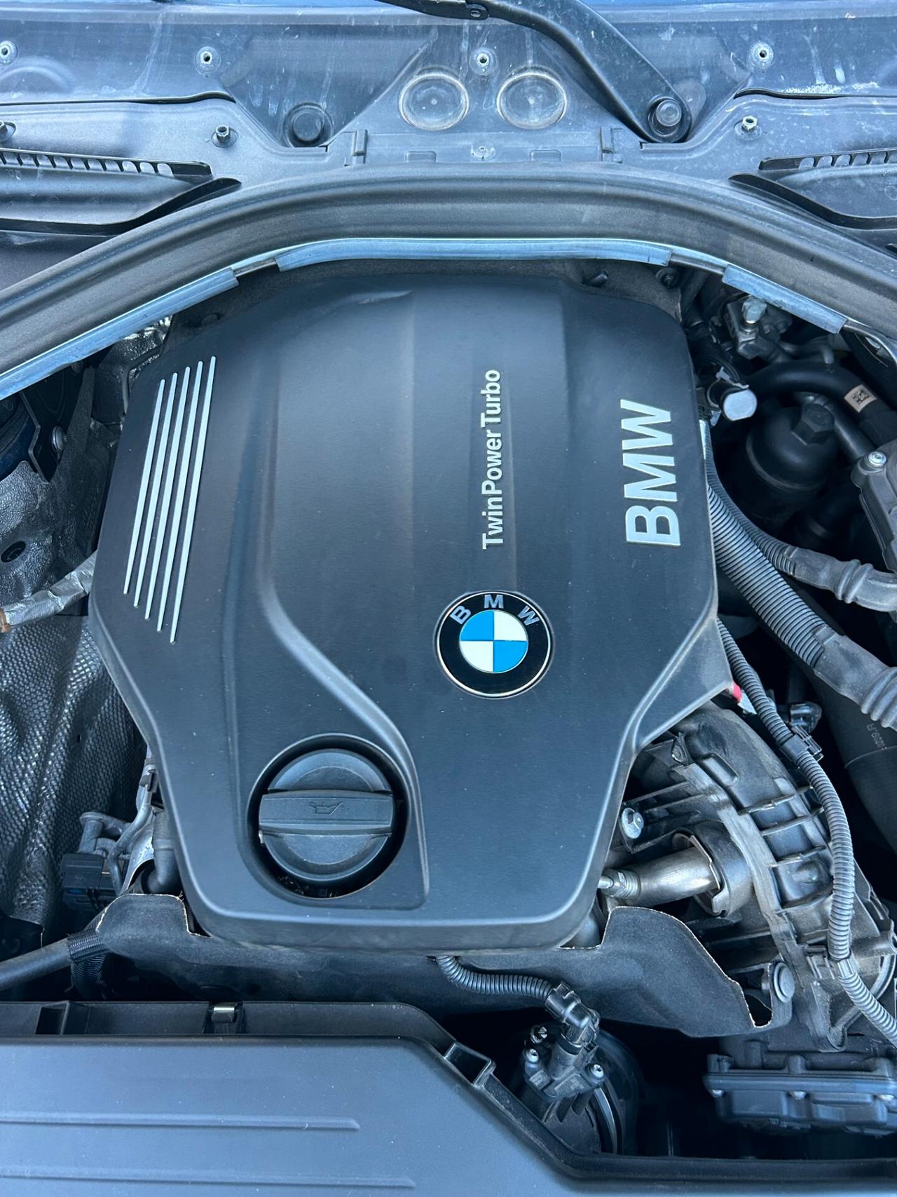 " UNA BOMBA " Bmw 320 320d 4x4 xDrive Sport