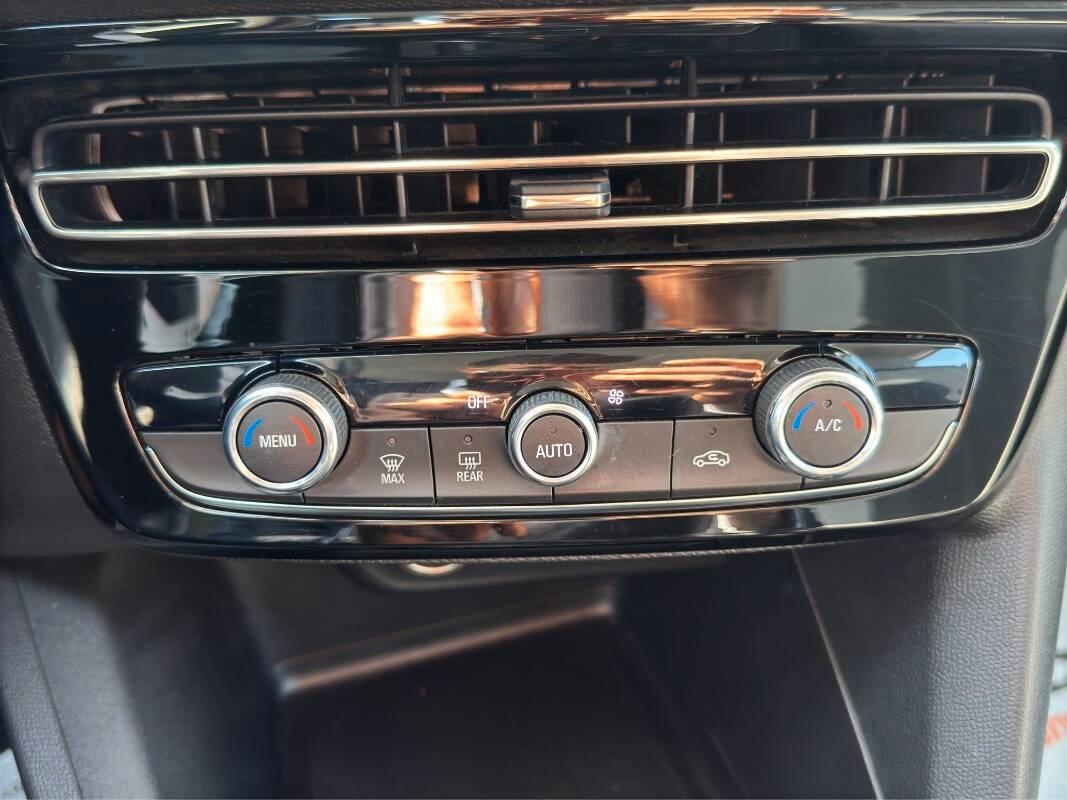 Opel Mokka 1.2 t Elegance s&s 100cv con Telecamera e Carplay